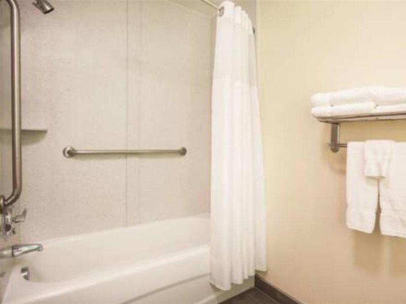 City Express By Marriott Duluth Exterior photo